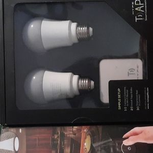 Hype TApp Smart Connected Home Lighting Kit New/Open Box-Light